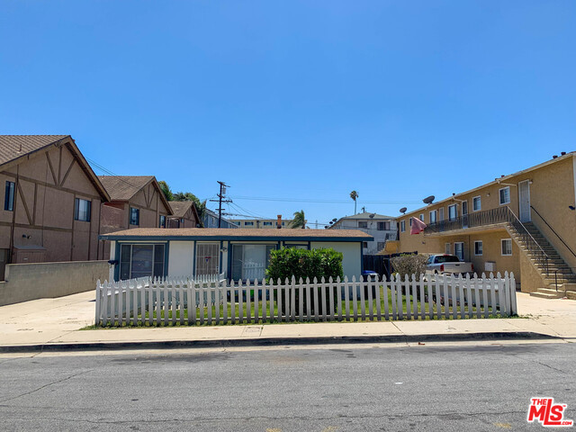 2614 NELSON Avenue, Redondo Beach, California 90278, ,Residential Income,Sold,NELSON,19472106