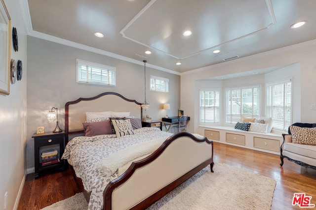 3 Bed Home for Sale in Studio City, California