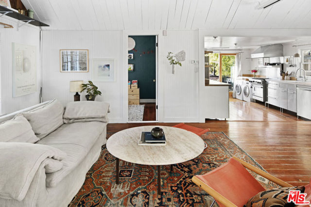 2 Bed Home for Sale in Los Angeles, California