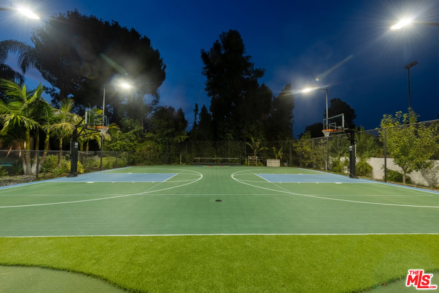 4 Bed Home for Sale in Encino, California