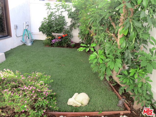 108 IRENA Avenue, Redondo Beach, California 90277, 2 Bedrooms Bedrooms, ,3 BathroomsBathrooms,Residential,Sold,IRENA,18322334