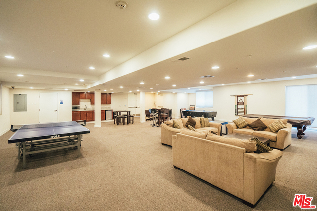 3 Bed Home for Sale in Sherman Oaks, California