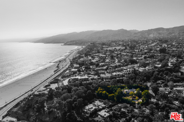 3 Bed Home for Sale in Pacific Palisades, California
