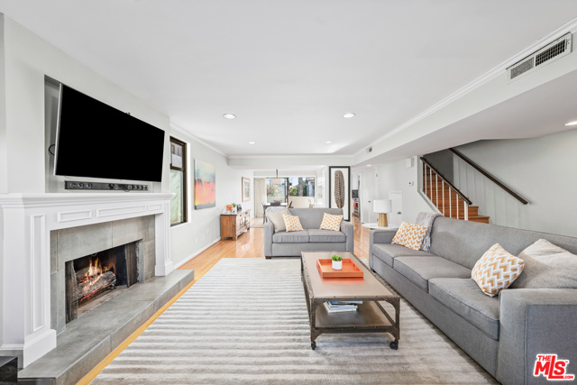 3 Bed Home for Sale in Santa Monica, California