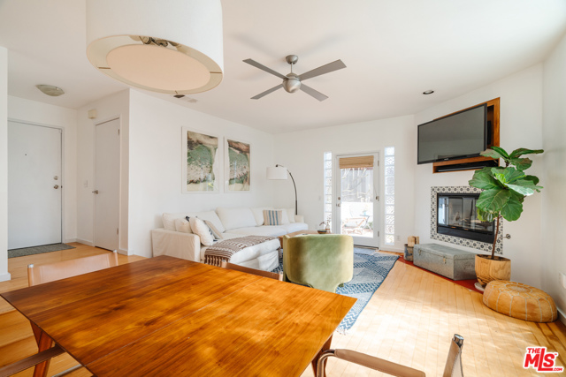 2 Bed Home for Sale in Venice, California