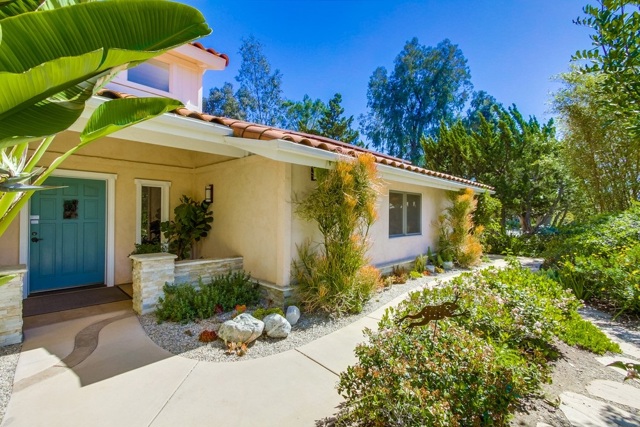 Exterior front entry way