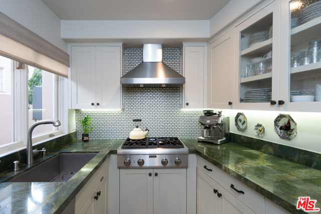 2 Bed Home for Sale in Santa Monica, California