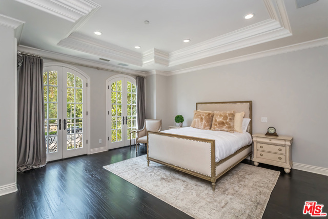 7 Bed Home for Sale in Beverly Hills, California