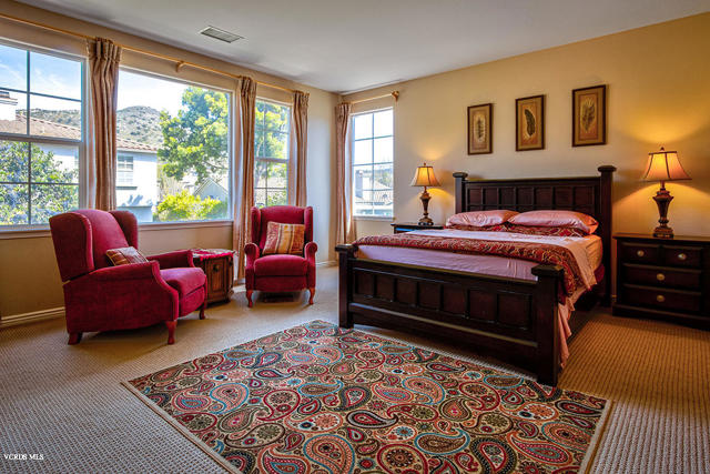 5 Bed Home for Sale in Newbury Park, California