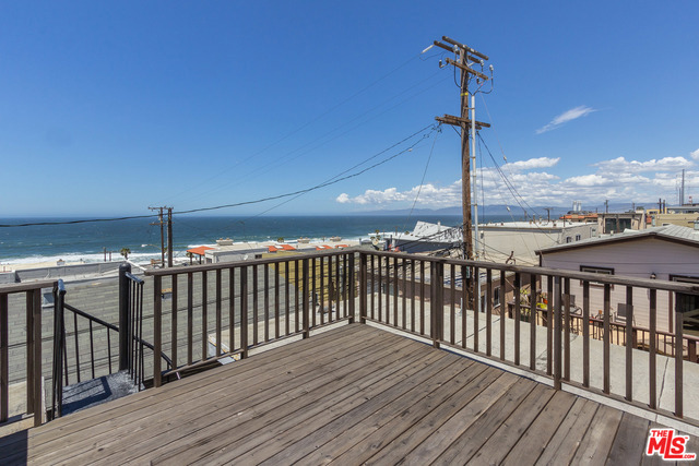 224 KELP Street, Manhattan Beach, California 90266, ,Residential Income,Sold,KELP,19448078