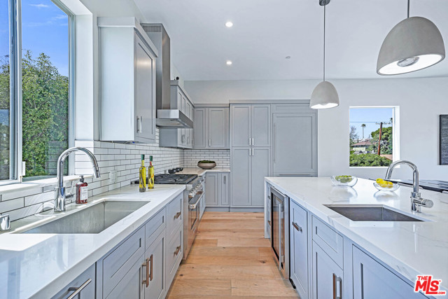 3 Bed Home for Sale in Los Angeles, California