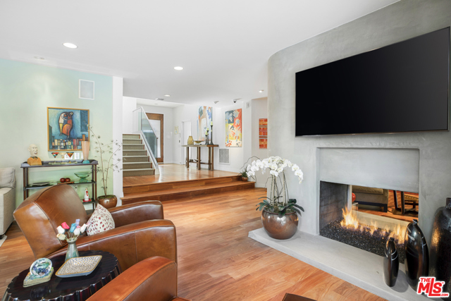 5 Bed Home for Sale in Beverly Hills, California