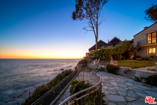 Photo of 8 Rockledge Road, Laguna Beach, CA 92651