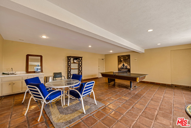 1 Bed Home for Sale in West Hollywood, California