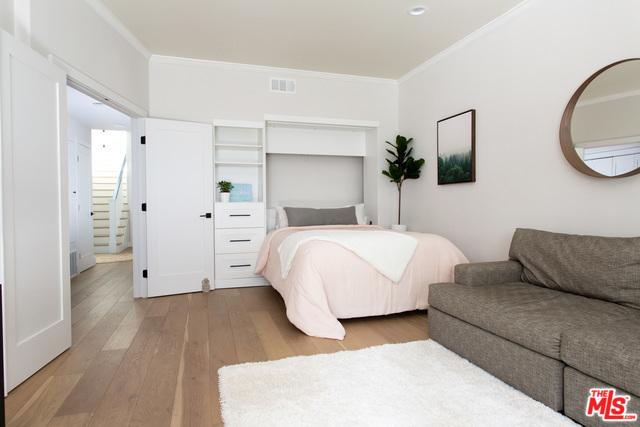 1246 19TH Street, Hermosa Beach, California 90254, 3 Bedrooms Bedrooms, ,2 BathroomsBathrooms,Residential,Sold,19TH,20568958