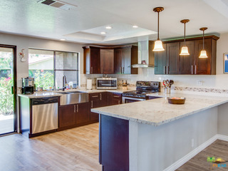 Breakfast counter seating