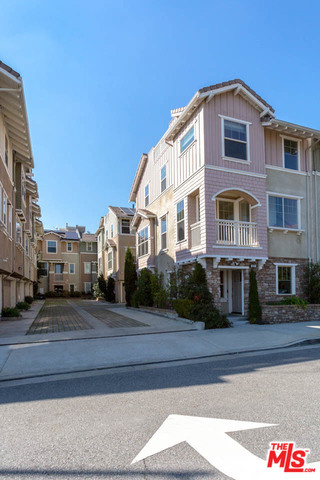 2 Bed Home for Sale in Los Angeles, California