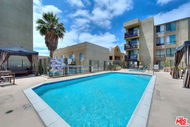 2 Bed Home for Sale in Los Angeles, California