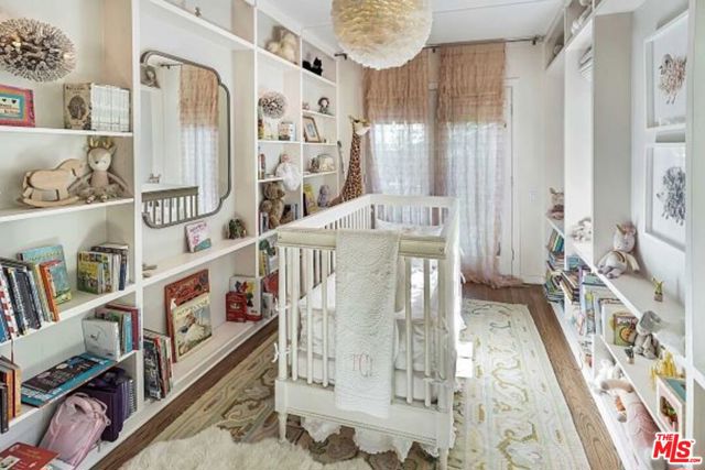 4 Bed Home for Sale in Los Angeles, California