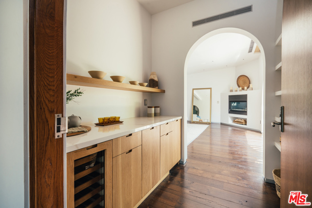 5 Bed Home for Sale in Pacific Palisades, California