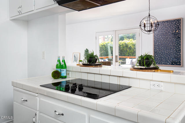 927 Marine Ave 016-mls