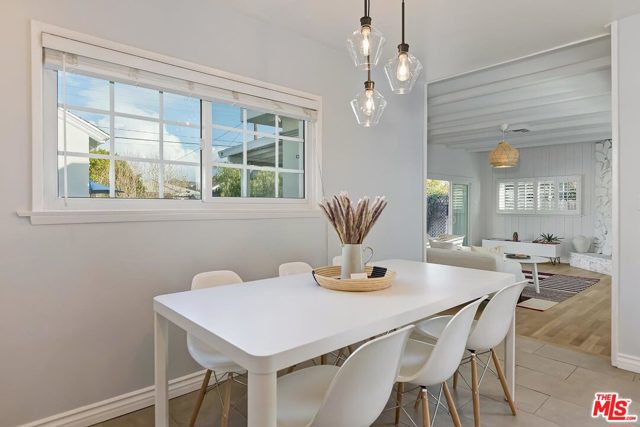 2 Bed Home for Sale in Van Nuys, California