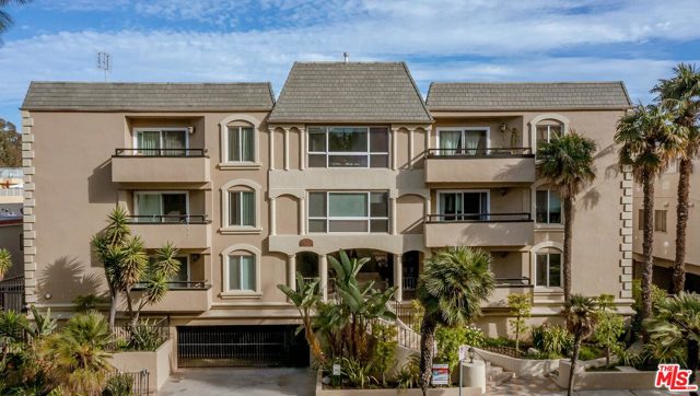 1 Bed Home for Sale in Los Angeles, California