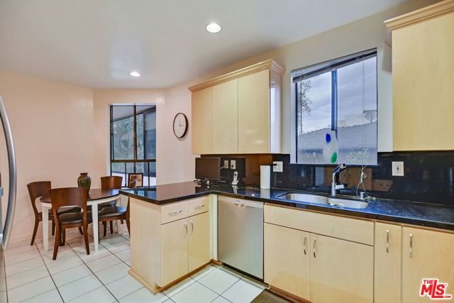 2 Bed Home for Sale in Los Angeles, California