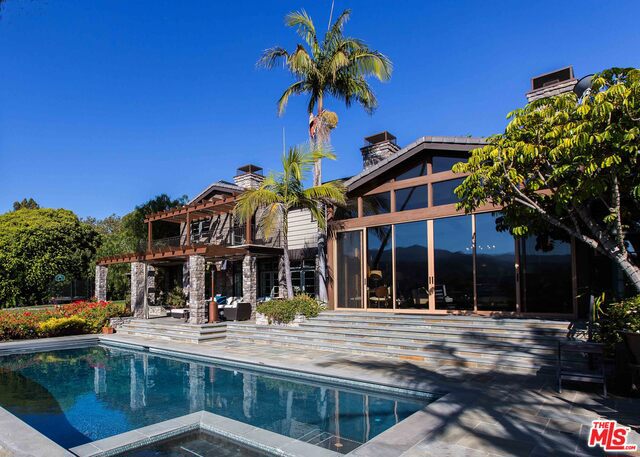 Photo of 1041 RAVOLI Drive, Pacific Palisades, CA 90272