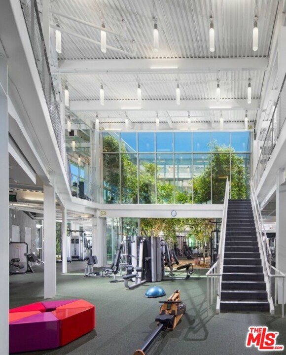 2 Bed Home for Sale in Playa Vista, California