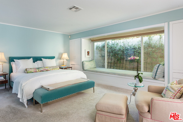 4 Bed Home for Sale in Los Angeles, California