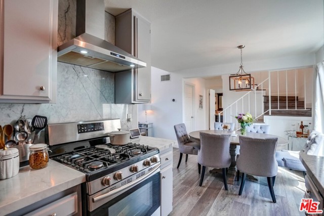 2 Bed Home for Sale in Studio City, California