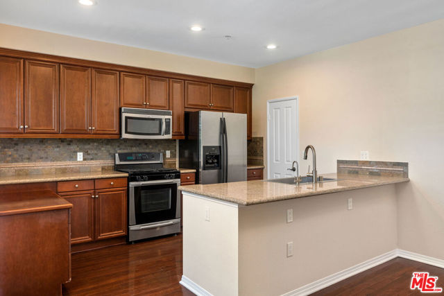 2 Bed Home for Sale in Playa Vista, California