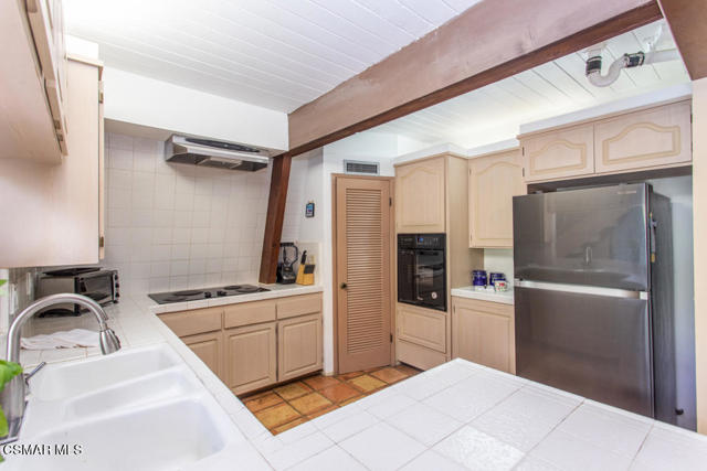 2 Bed Home for Sale in Calabasas, California