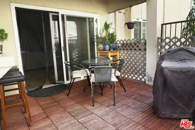 2 Bed Home for Sale in Culver City, California