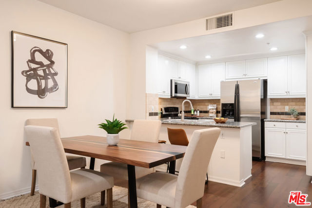 2 Bed Home for Sale in Playa Vista, California
