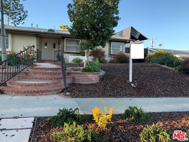 Photo of 20523 OXNARD Street, Woodland Hills, CA 91367