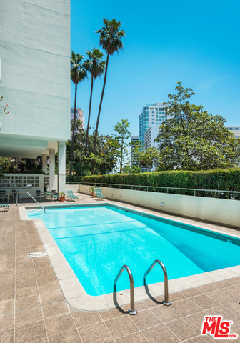 1 Bed Home for Sale in Los Angeles, California