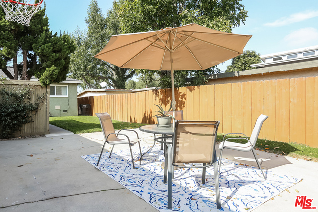 24236 WARD Street, Torrance, California 90505, 3 Bedrooms Bedrooms, ,2 BathroomsBathrooms,Residential,Sold,WARD,19429930