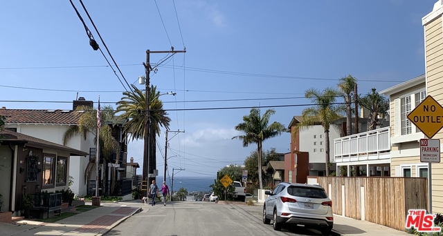 1326 OWOSSO Avenue, Hermosa Beach, California 90254, 4 Bedrooms Bedrooms, ,3 BathroomsBathrooms,Residential,Sold,OWOSSO,20558026