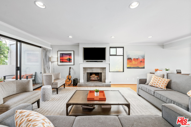 3 Bed Home for Sale in Santa Monica, California