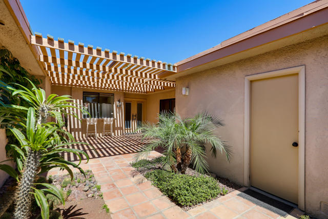 107 Palma Drive, Rancho Mirage, CA 92270
