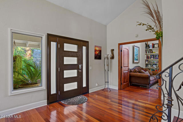 5 Bed Home for Sale in Newbury Park, California