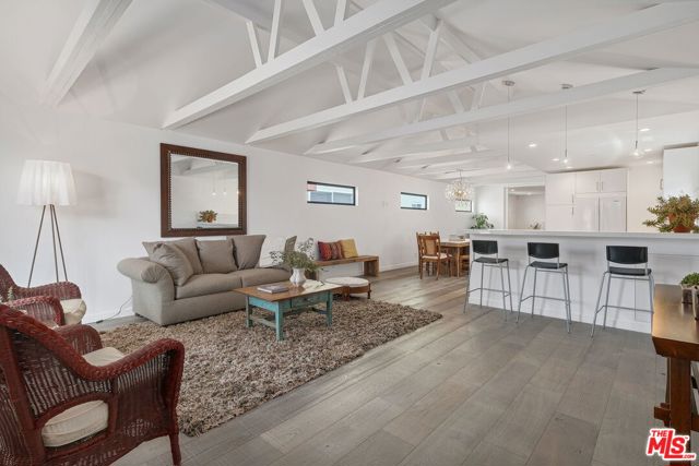 754 WASHINGTON Boulevard, 90292, 1 Bedroom Bedrooms, ,2 BathroomsBathrooms,Residential,For Sale,WASHINGTON,20624174