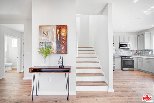  Income Home for Sale in Los Angeles, California