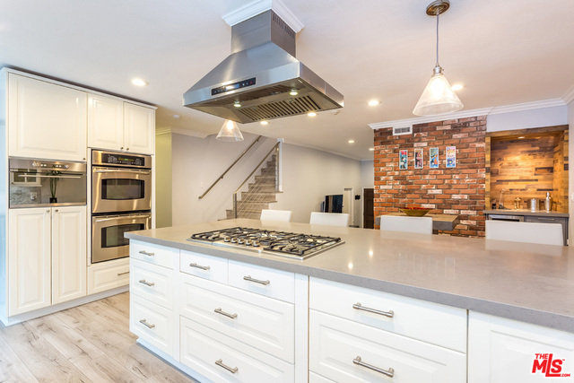 2114 GRANT Avenue, Redondo Beach, California 90278, 4 Bedrooms Bedrooms, ,3 BathroomsBathrooms,Residential,Sold,GRANT,19423020