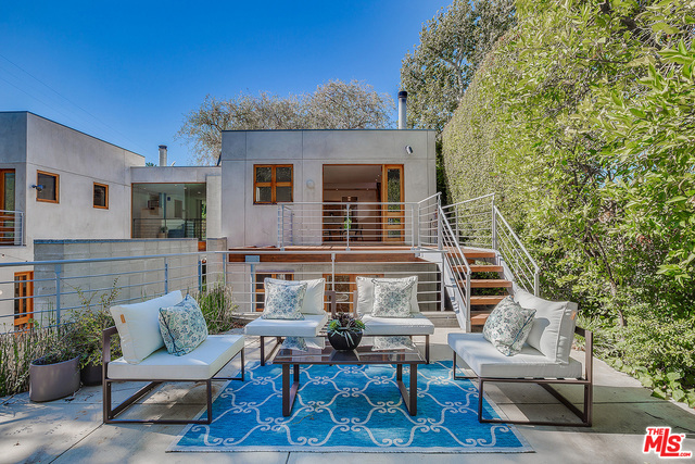 4 Bed Home for Sale in Sherman Oaks, California