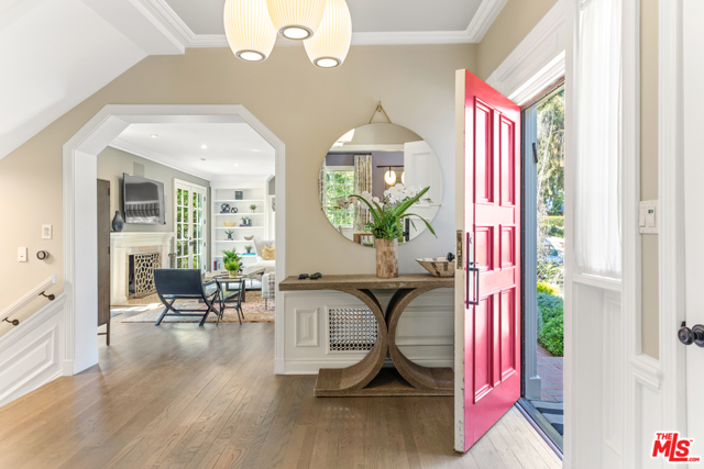 4 Bed Home for Sale in Los Angeles, California