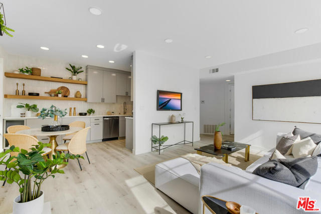 3 Bed Home for Sale in Los Angeles, California