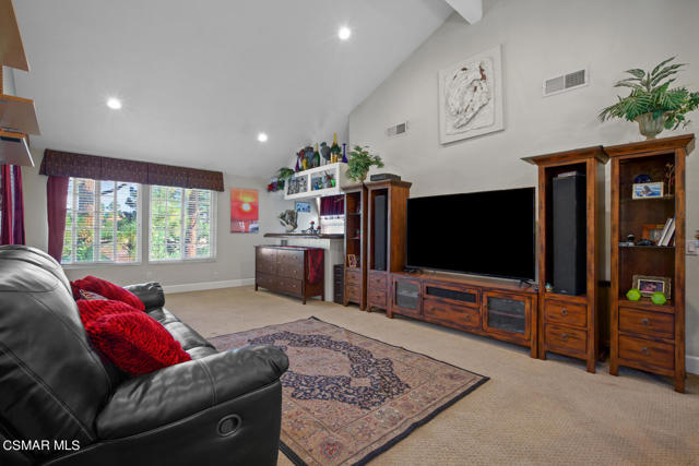 5 Bed Home for Sale in Newbury Park, California